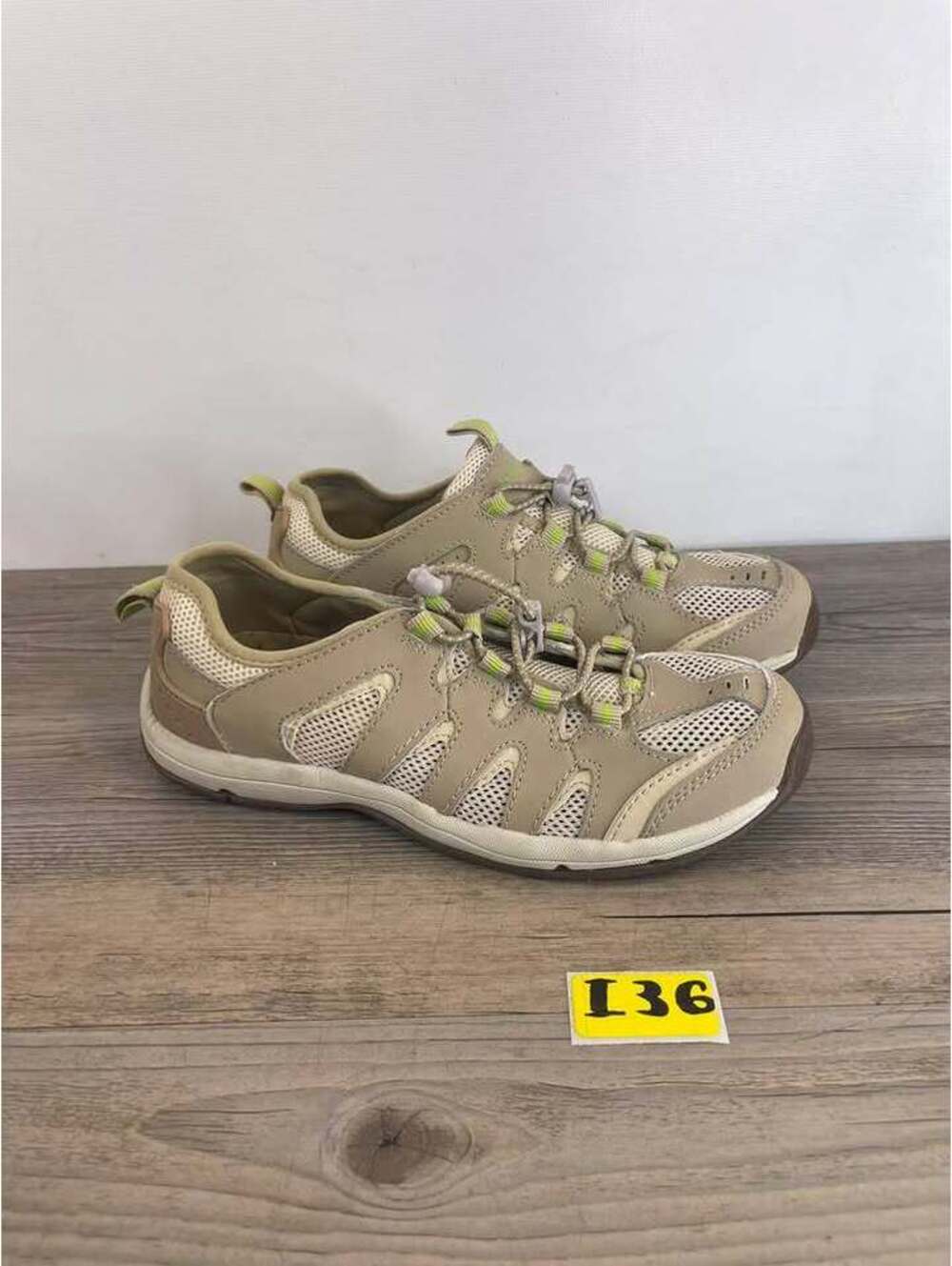 GH Bass Samson Womens Size 7 M Tan Beige Leather Mesh Water Shoes 4351-268